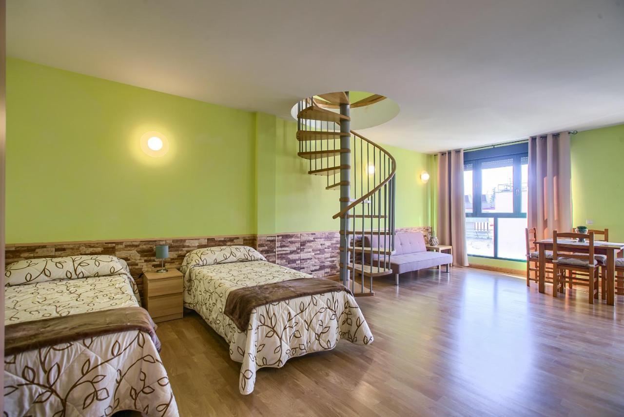 Apartamentos Barajas Madrid Eksteriør bilde