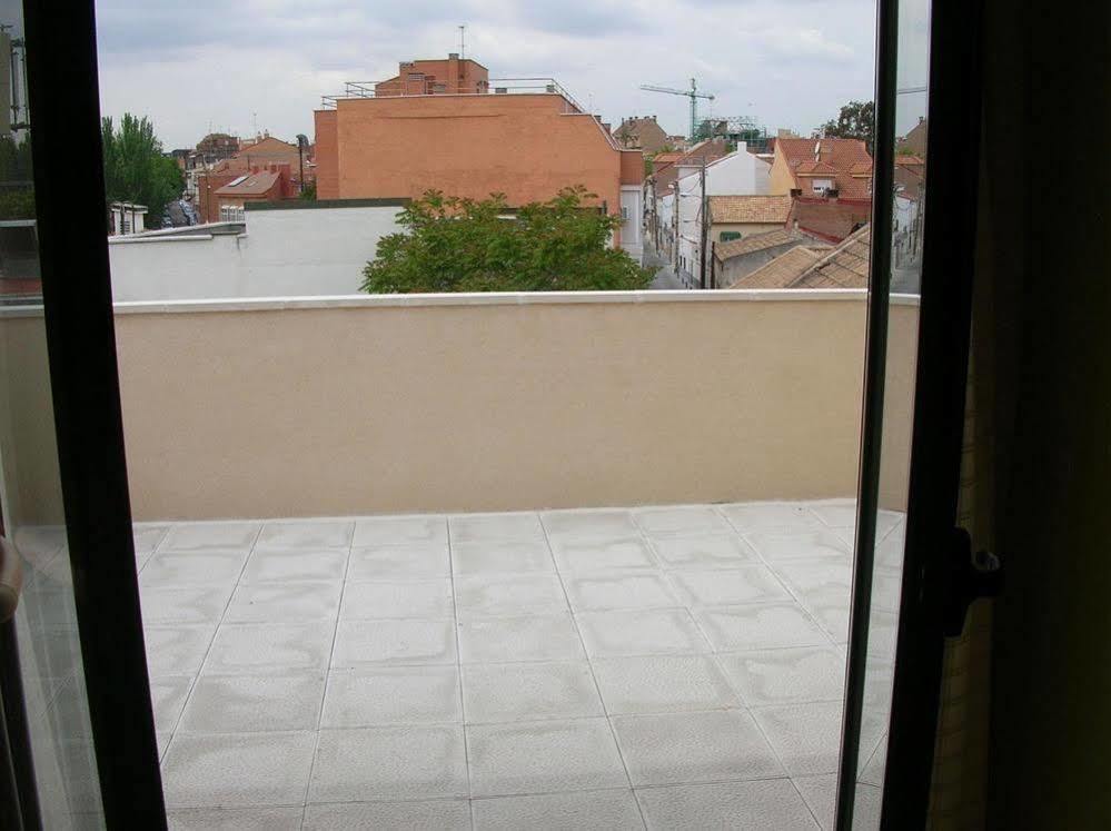 Apartamentos Barajas Madrid Eksteriør bilde